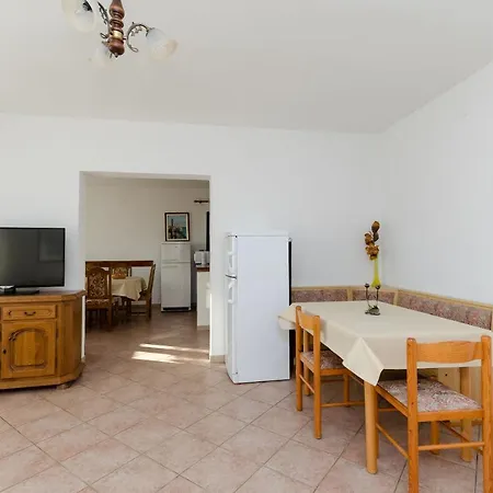 Apartment Boza Lopar