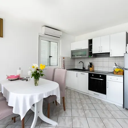 Apartament Boza *