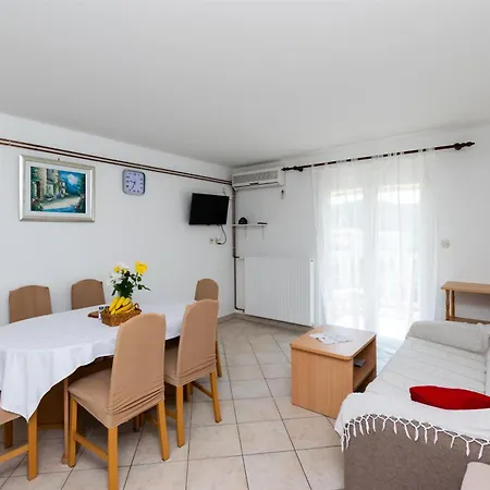 Boza Apartament *
